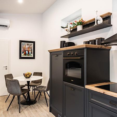 Luxury City Center House Сплит Екстериор снимка